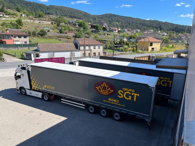 Operativa logística con lona